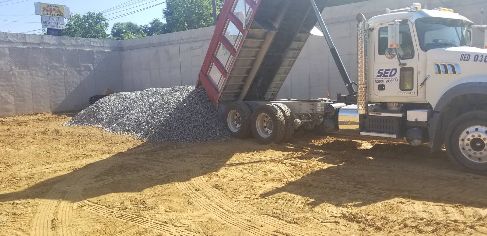 CEO Hauling job site